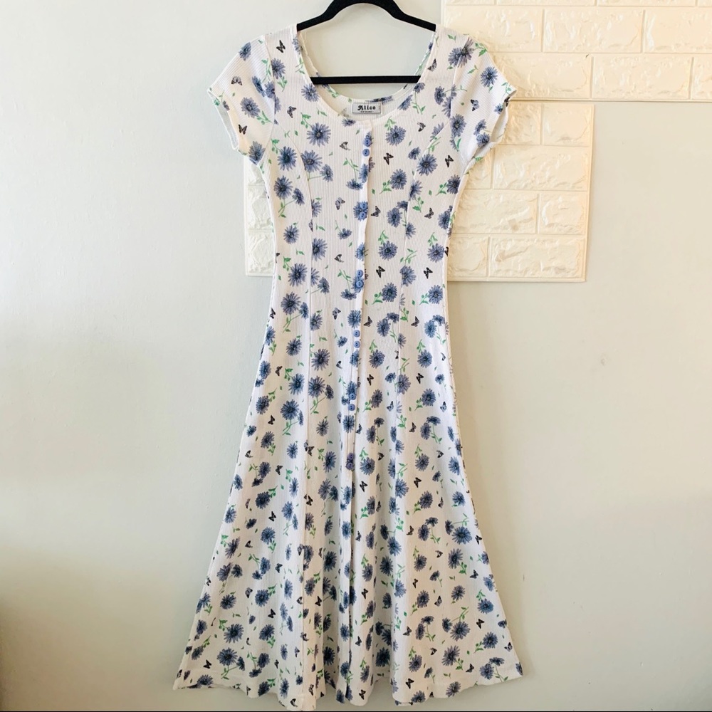 Vtg 90s blue daisies floral dress